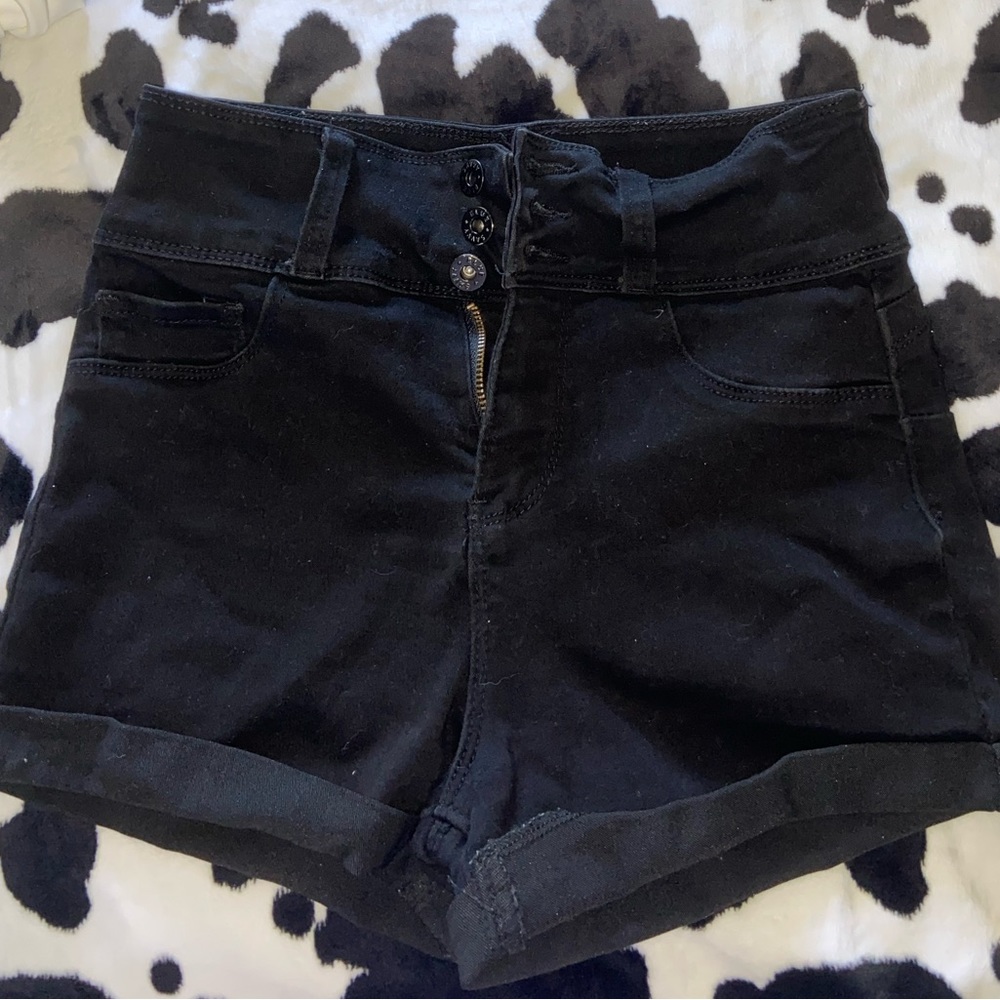 Size 6,6 and 9 shorts